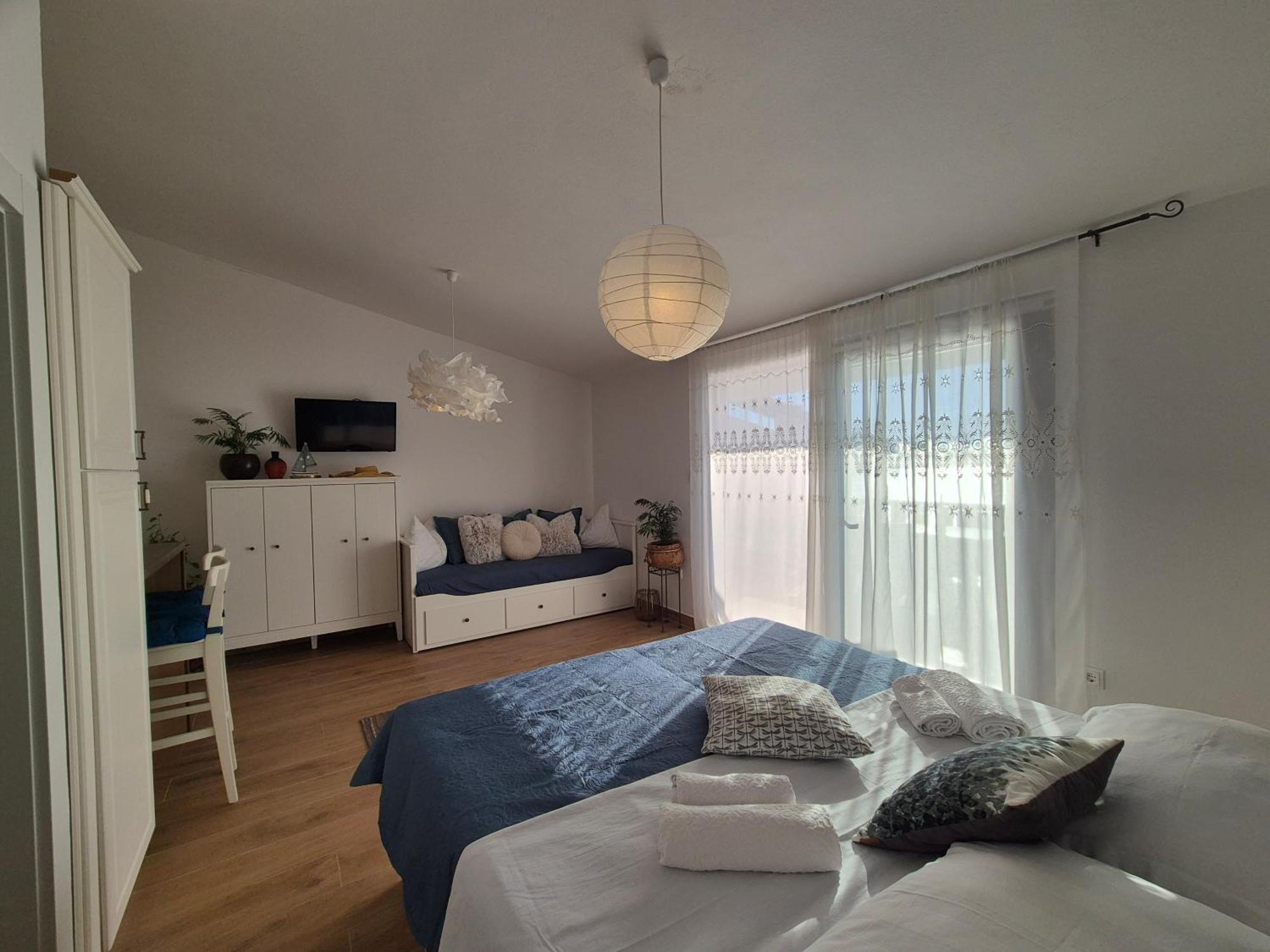 Apartments Horizont Rogoznica  Ruang foto